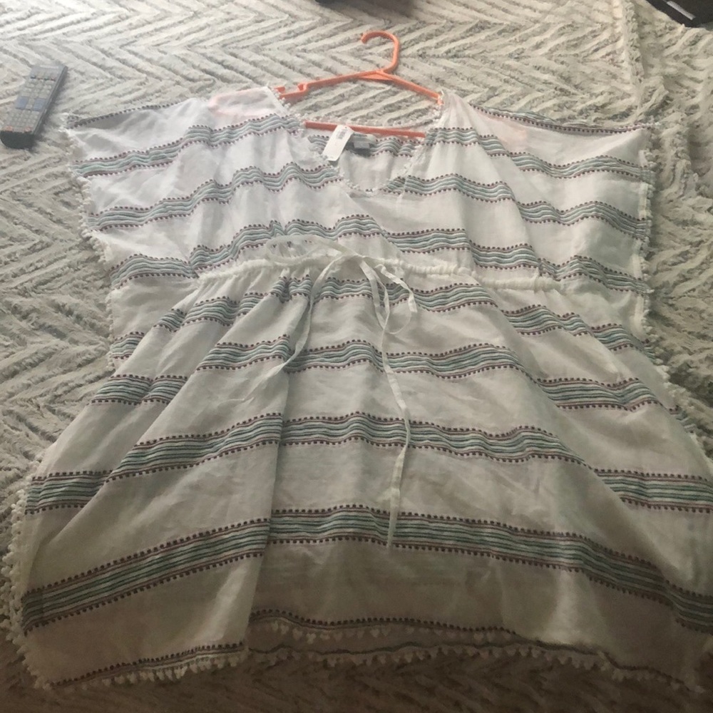 White blouse with adjustable string